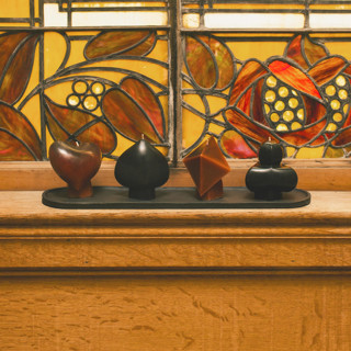 Puppets & Puppets and Hands Suit Suite WITH CERAMIC TRAY Candles & Holders