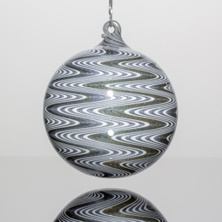Black and Gray Wig Wag Ornament Decorative Object